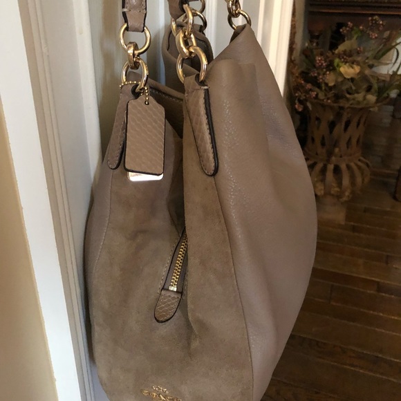 Authentic Coach Purse - Picture 2 of 6